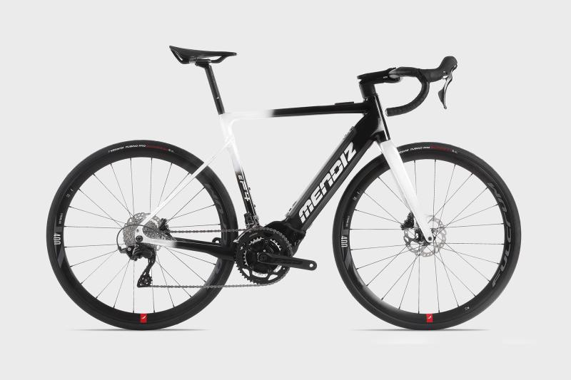 EF4 MPL, Nuestra eRoad de gran fondo, que aporta confort y gran autonomía.